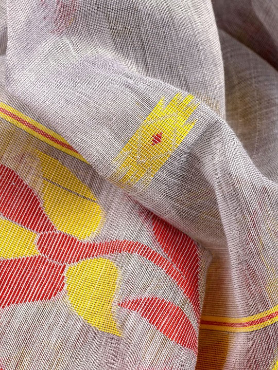 Exquisite Silver-Toned Red Silk Cotton Taant Saree with Woven Ethnic Motifs