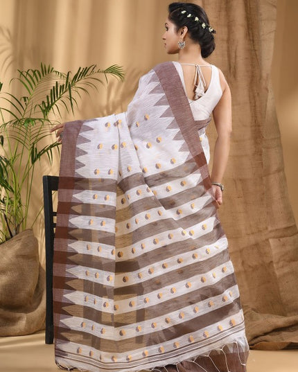 DESH BIDESH Woven Design Pure Cotton Taant Saree