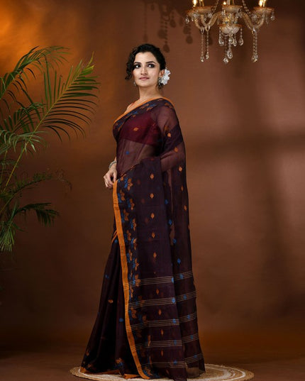 DESH BIDESH Women's Woven Design Pure Cotton Taant Saree for Elegant Occasions