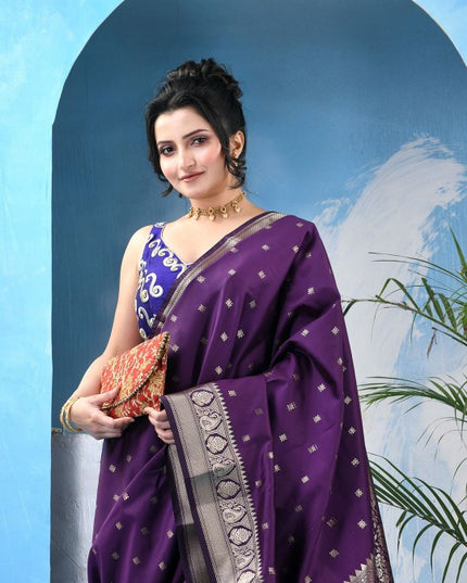 DESH BIDESH Woven Design Zari Kanjeevaram Saree