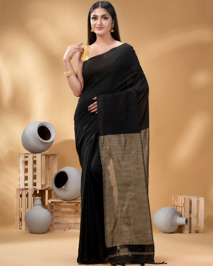 DESH BIDESH Elegant Colourblocked Pure Cotton Saree for Women