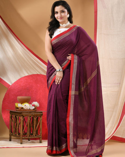 DESH BIDESH Solid Pure Cotton Saree With Embroidered Border