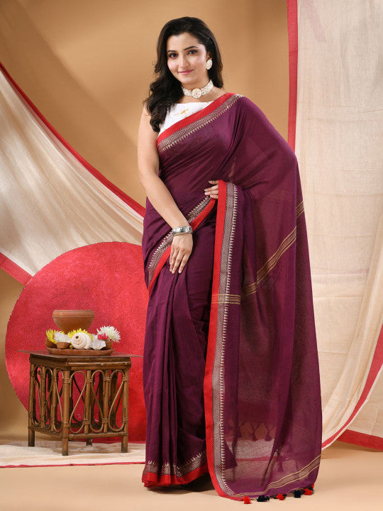 DESH BIDESH Solid Pure Cotton Saree With Embroidered Border
