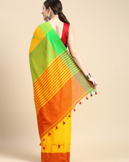 DESH BIDESH Solid Pure Cotton Taant Saree