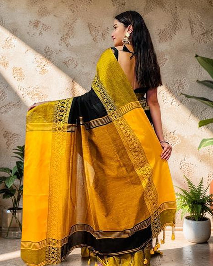Women`s pure cotton sarees handloom silk cotton linen georgette party, wear saree Diamond handloom Design pure mul bengal cotton silk wedding farewell sarees for women