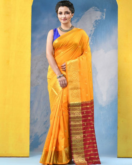 Exquisite Woven Design Zari Silk Blend Kanjeevaram Saree for Women