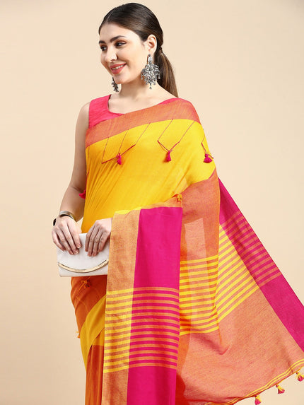 DESH BIDESH Colourblocked Pure Cotton Taant Saree