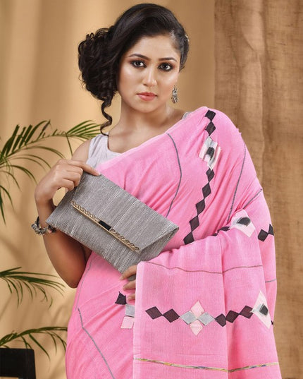 DESH BIDESH Geometric Printed Pure Cotton Taant Saree