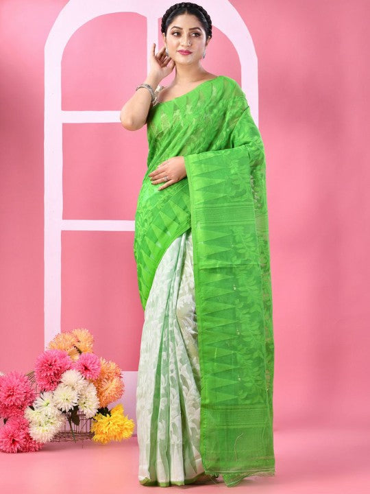 https://www.myntra.com/33740120