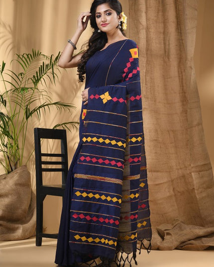 DESH BIDESH Geometric Applique Pure Cotton Taant Saree