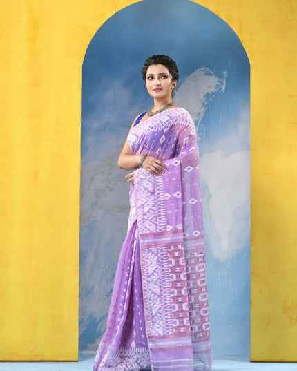 Exquisite Lavender Cotton Silk Blend Handloom Soft Golden Zari Jamdani Saree with Woven Design