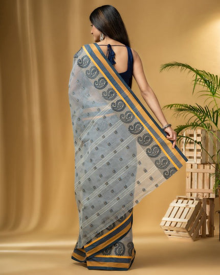 DESH BIDESH Paisley Woven Design Pure Cotton Taant Saree