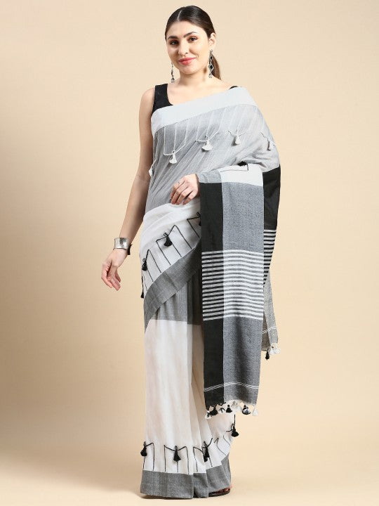 DESH BIDESH Colourblocked Pure Cotton Taant Saree