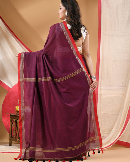 DESH BIDESH Solid Pure Cotton Saree With Embroidered Border
