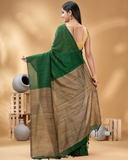 DESH BIDESH Green Gold-Toned Pure Cotton Handloom Khadi Saree with Zari Detail