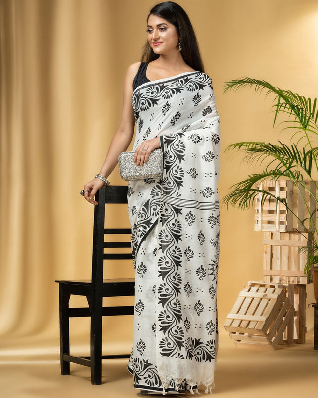 Exquisite Pure Cotton Taant Saree: Elegant Ethnic Motifs with Printed Border