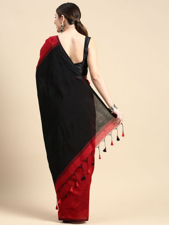 Exquisite Dual-Tone Silk Cotton Saree with Tassel Embellishments and Unstitched Blouse Piece