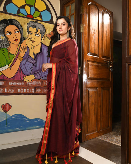 dB DESH BIDESH Women`s Mul Cotton Sarees Soft Zari Fancy Roshni Latest, Design Party, Wear Cotton Silk Saree For Woman With Blouse Piece (Canberry Red Golden)