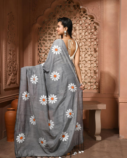 dB DESH BIDESH Women`s Mul Cotton Sarees Soft Fancy Phoolpari Latest, Design Party, Wear Cotton New Linen Saree For Woman With Blouse Piece (Grey)
