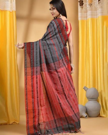 DESH BIDESH Woven Design Pure Cotton Taant Saree