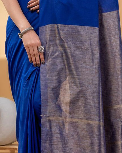 DESH BIDESH Blue & Gold-Toned Woven Design Pure Cotton Saree