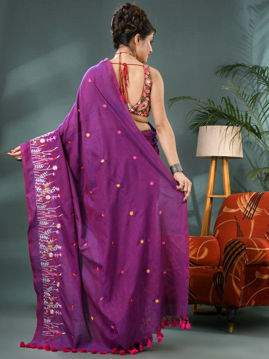 DESH BIDESH Floral Embroidered Pure Cotton Saree