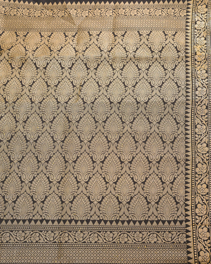 Close-up of the pallu design on DESH BIDESH black silk saree.