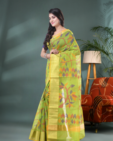 Handwoven Green Floral Leaf Pattern Saree for Women
