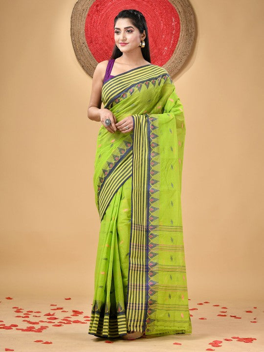 Women's Floral Pure Cotton Handloom Taant Saree in Green and Blue