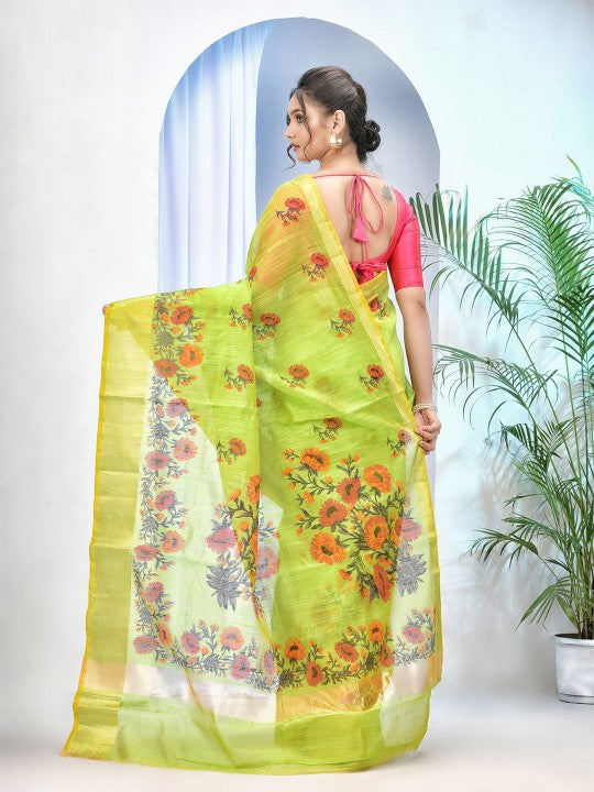Exquisite Floral Printed Saree with Zari Border for Women