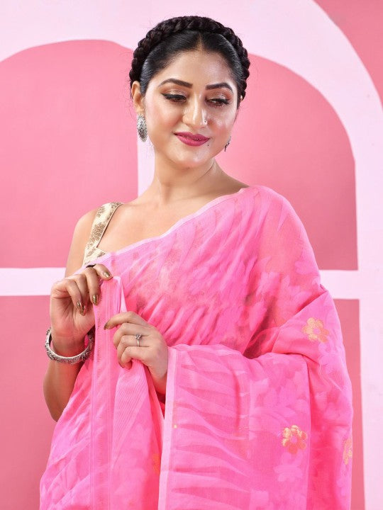 DESH BIDESH Woven Design Pure Cotton Taant Saree