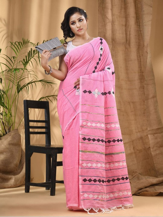 DESH BIDESH Geometric Printed Pure Cotton Taant Saree