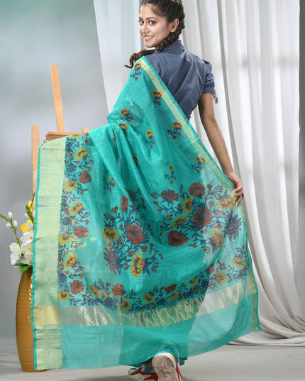 DESH BIDESH Floral Printed Saree with Zari Border and Unstitched Blouse Piece