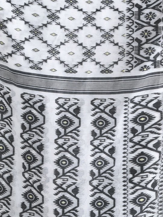 DESH BIDESH White & Black Woven Design Jamdani Saree with Matching Blouse Piece