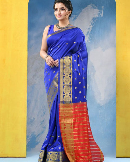 Exquisite Royal Blue Woven Design Zari Kanjeevaram Saree with Blouse Piece