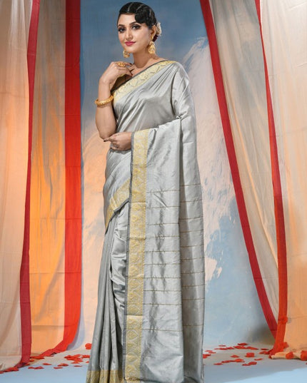 Exquisite Silk Blend Saree with Ethnic Motifs - Perfect Traditional Indian Wear