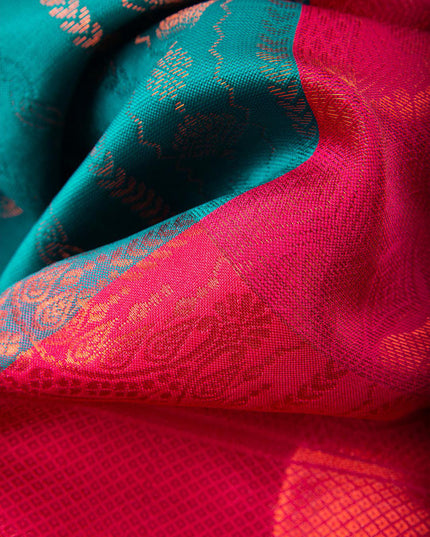 DESH BIDESH Woven Design Zari Kanjeevaram Saree