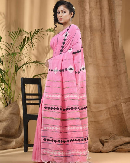 DESH BIDESH Geometric Printed Pure Cotton Taant Saree