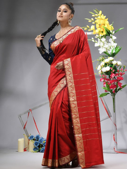 Exquisite Red & Gold Woven Design Zari Saree for Women - Traditional Indian Wear