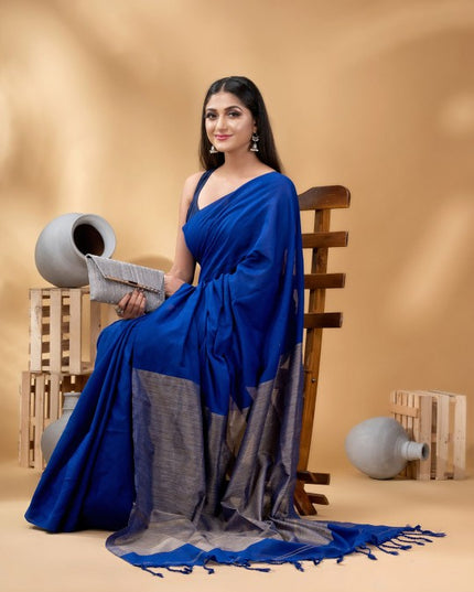 DESH BIDESH Blue & Gold-Toned Woven Design Pure Cotton Saree