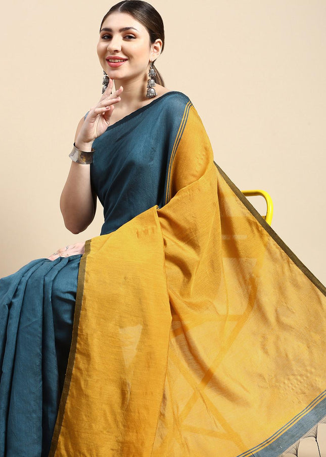 DESH BIDESH Colourblocked Cotton Silk Saree with Unstitched Blouse Piece