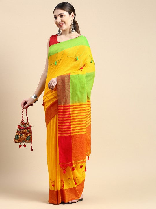 DESH BIDESH Solid Pure Cotton Taant Saree