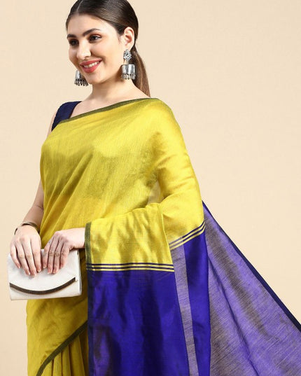 DESH BIDESH Elegant Colourblocked Silk Cotton Saree with Unstitched Blouse Piece