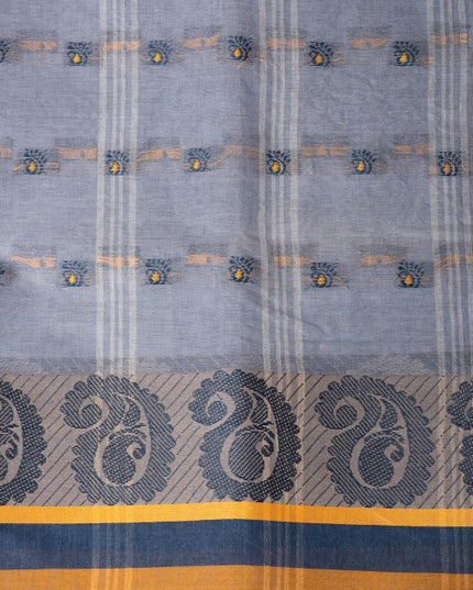 DESH BIDESH Paisley Woven Design Pure Cotton Taant Saree