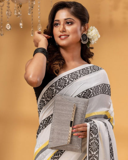 DESH BIDESH Woven Design Pure Cotton Taant Saree