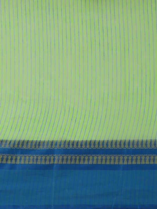DESH BIDESH Woven Design Pure Cotton Taant Saree
