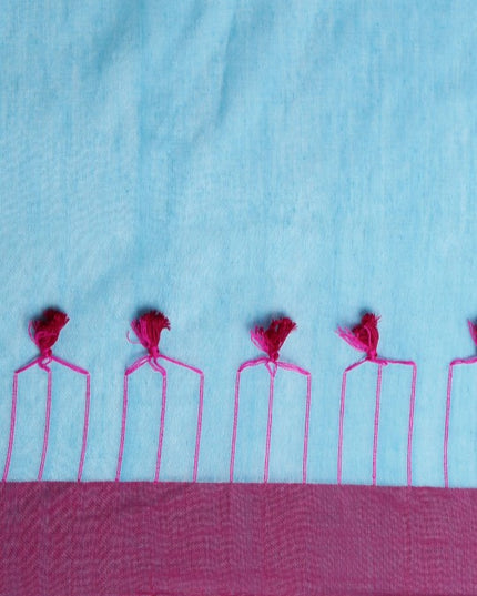 DESH BIDESH Colourblocked Pure Cotton Taant Saree