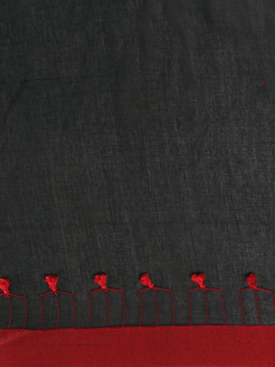 DESH BIDESH Embroidered Solid Pure Cotton Taant Saree