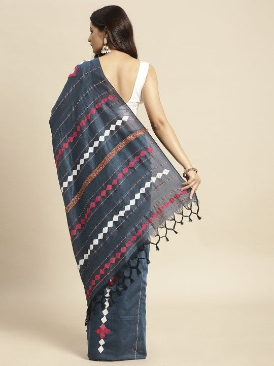 DESH BIDESH Navy Blue & White Pure Cotton Taant Saree