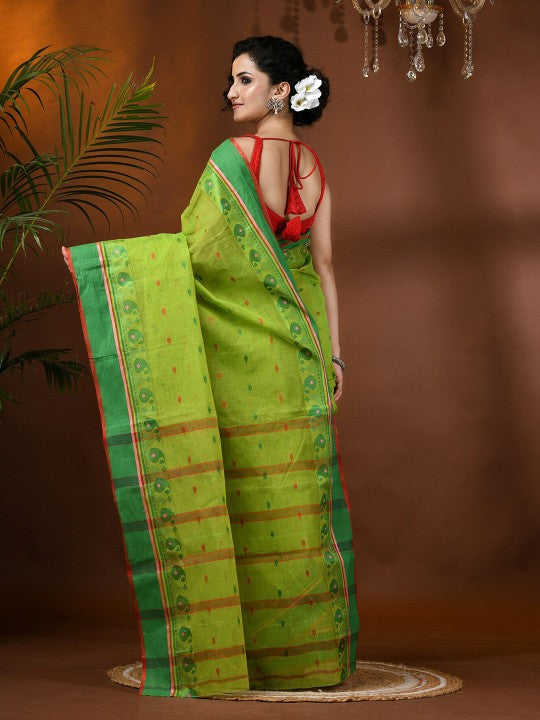 DESH BIDESH Elegant Green Pure Cotton Taant Saree with Woven Design